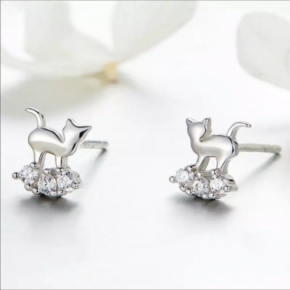 Jewelry - Sterling Silver 925 Cat 🐈 Stud Earrings